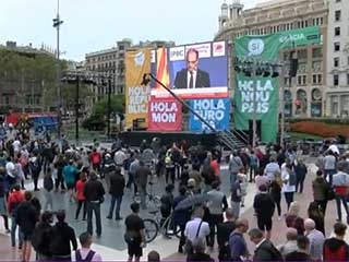 LED-Bildschirme während der Proteste in Barcelona
